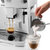 德龙（Delonghi) 意式泵压式全自动咖啡机ESAM03.110.W白色第6张高清大图